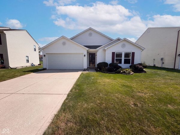 14301 Weeping Cherry Drive , Fishers, IN 46038