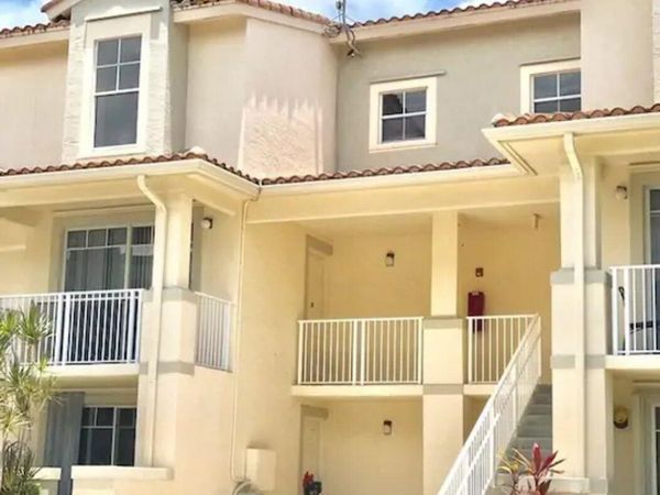1136 TOWN CENTER Drive, Unit 23, Jupiter, FL 33458