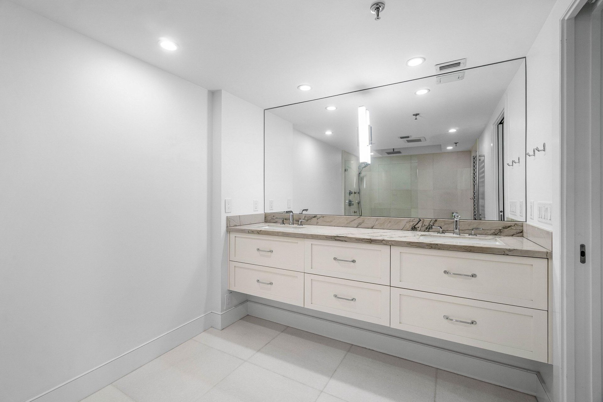 2917 S Ocean Boulevard, Unit 104, Highland Beach, FL 33487 Photo