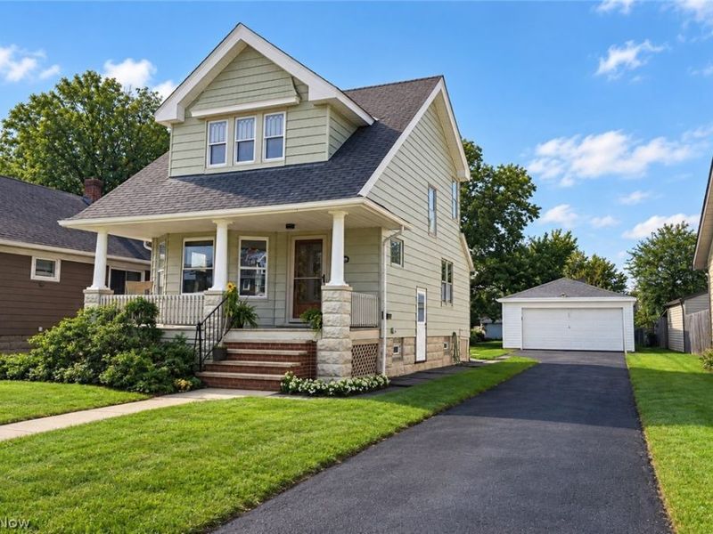 16805 Larchwood Avenue, Cleveland, OH 44135 Photo 1