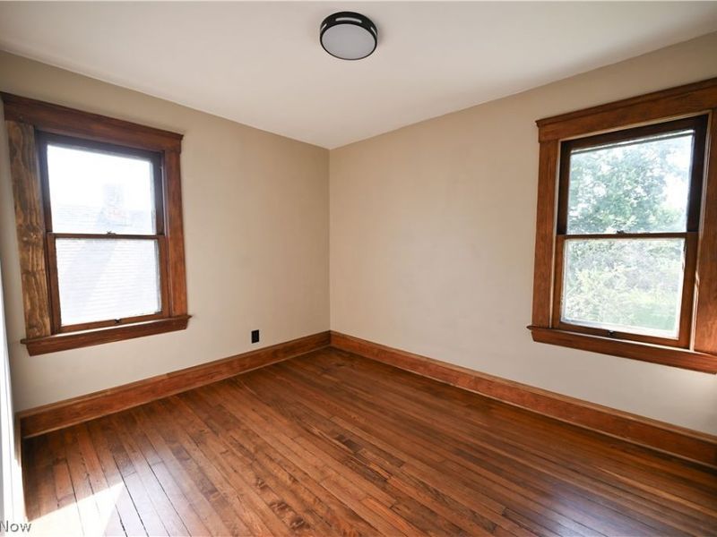 16805 Larchwood Avenue, Cleveland, OH 44135 Photo 14