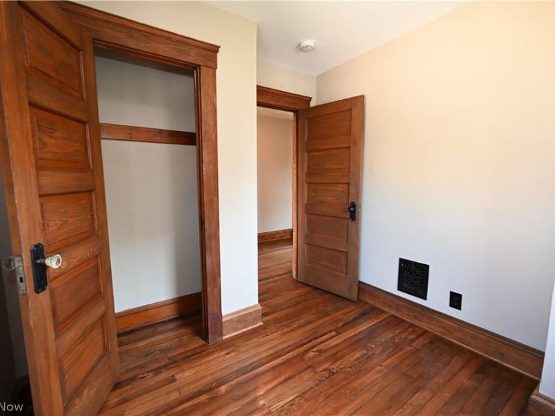 16805 Larchwood Avenue, Cleveland, OH 44135 Photo 16