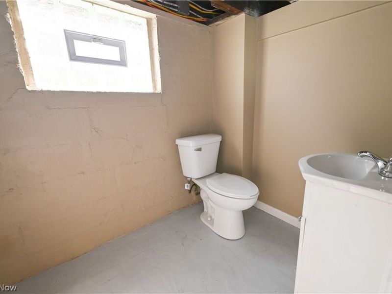 16805 Larchwood Avenue, Cleveland, OH 44135 Photo 25