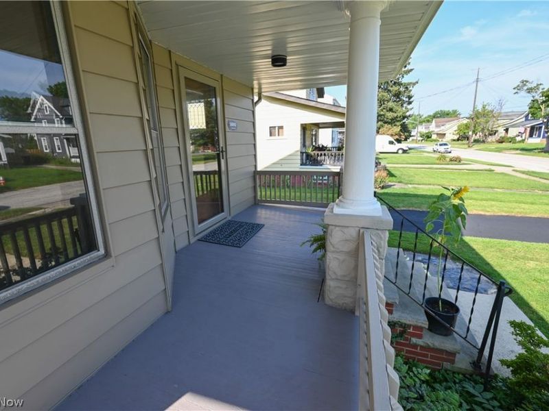 16805 Larchwood Avenue, Cleveland, OH 44135 Photo 28