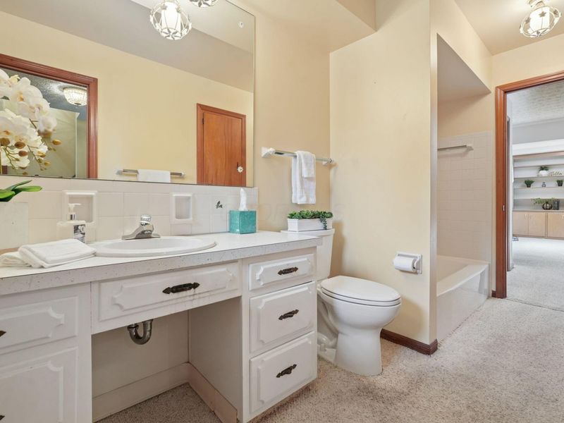 898 Plum Ridge, Columbus, OH 43213 Photo 20