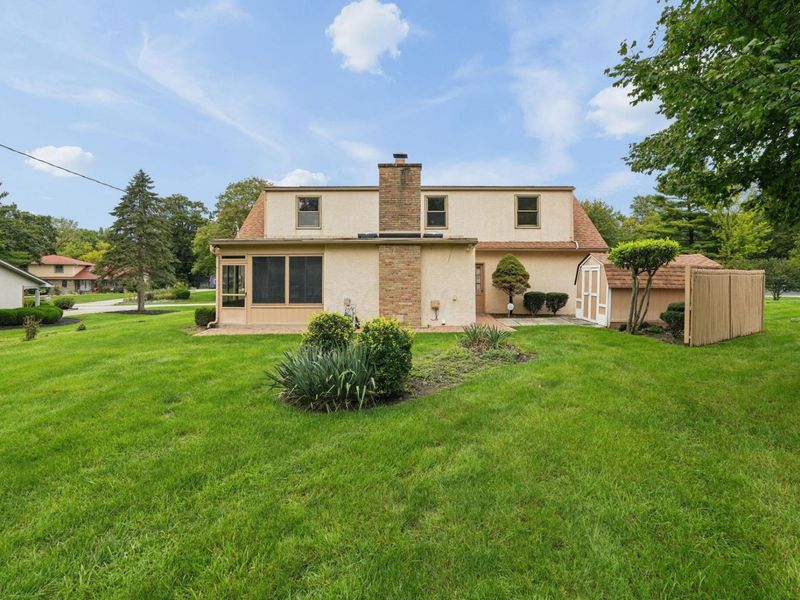 898 Plum Ridge, Columbus, OH 43213 Photo 6