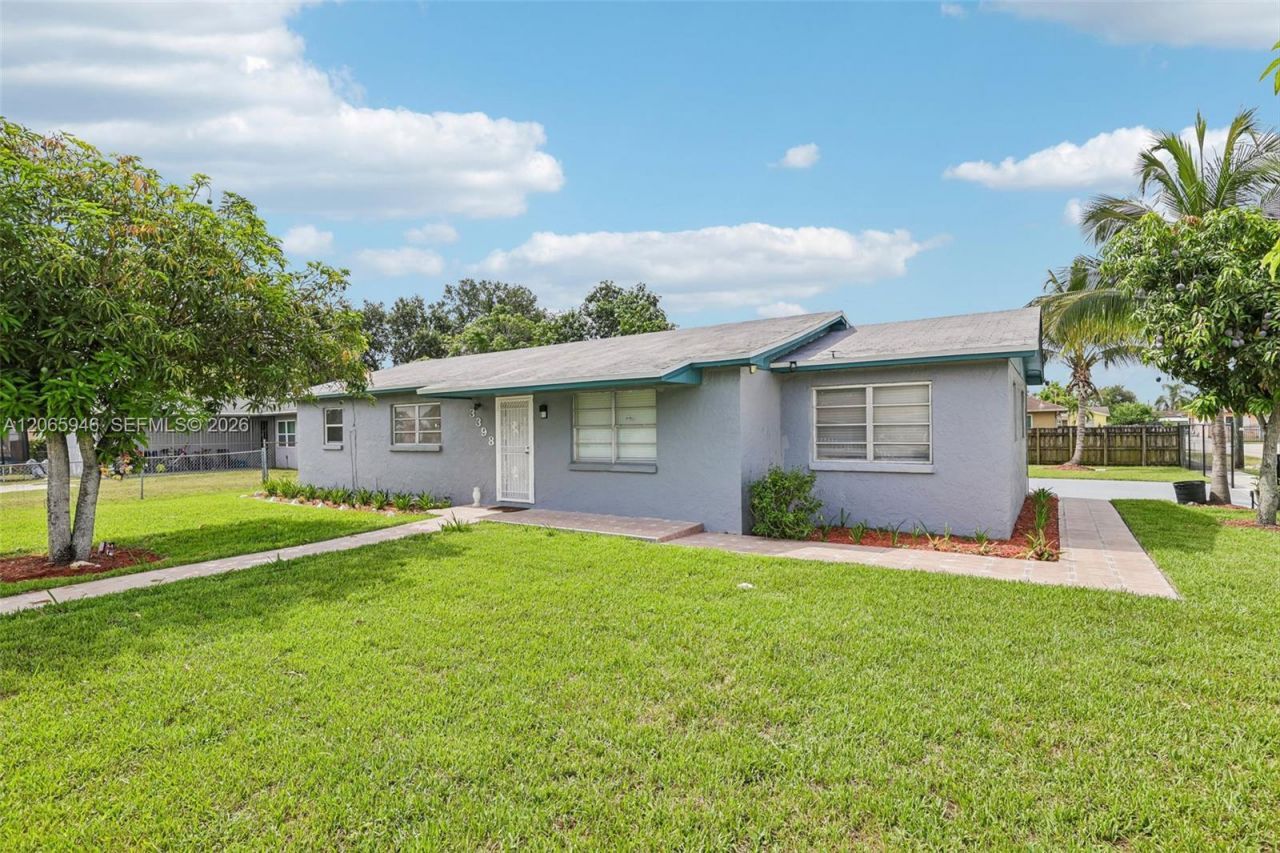 3398 NW 212th St , Miami Gardens, FL 33056 Photo