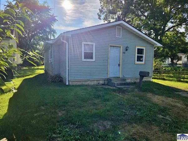 516 S 9th St, West Terre Haute, IN 47855