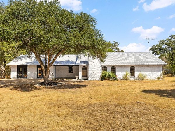 196 Willy RD, Bastrop, TX 78602