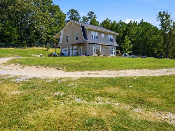 53 Confederate Drive, LaFayette, GA 30728