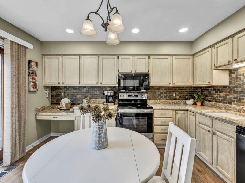 1114 Strathaven Drive N, Unit 5C, Worthington, OH 43085 Photo 20