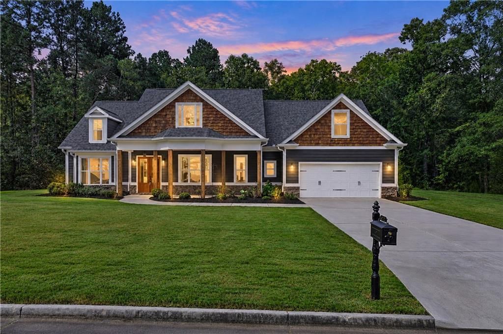 425 Blossom Trail, Acworth, GA 30101 Main Photo