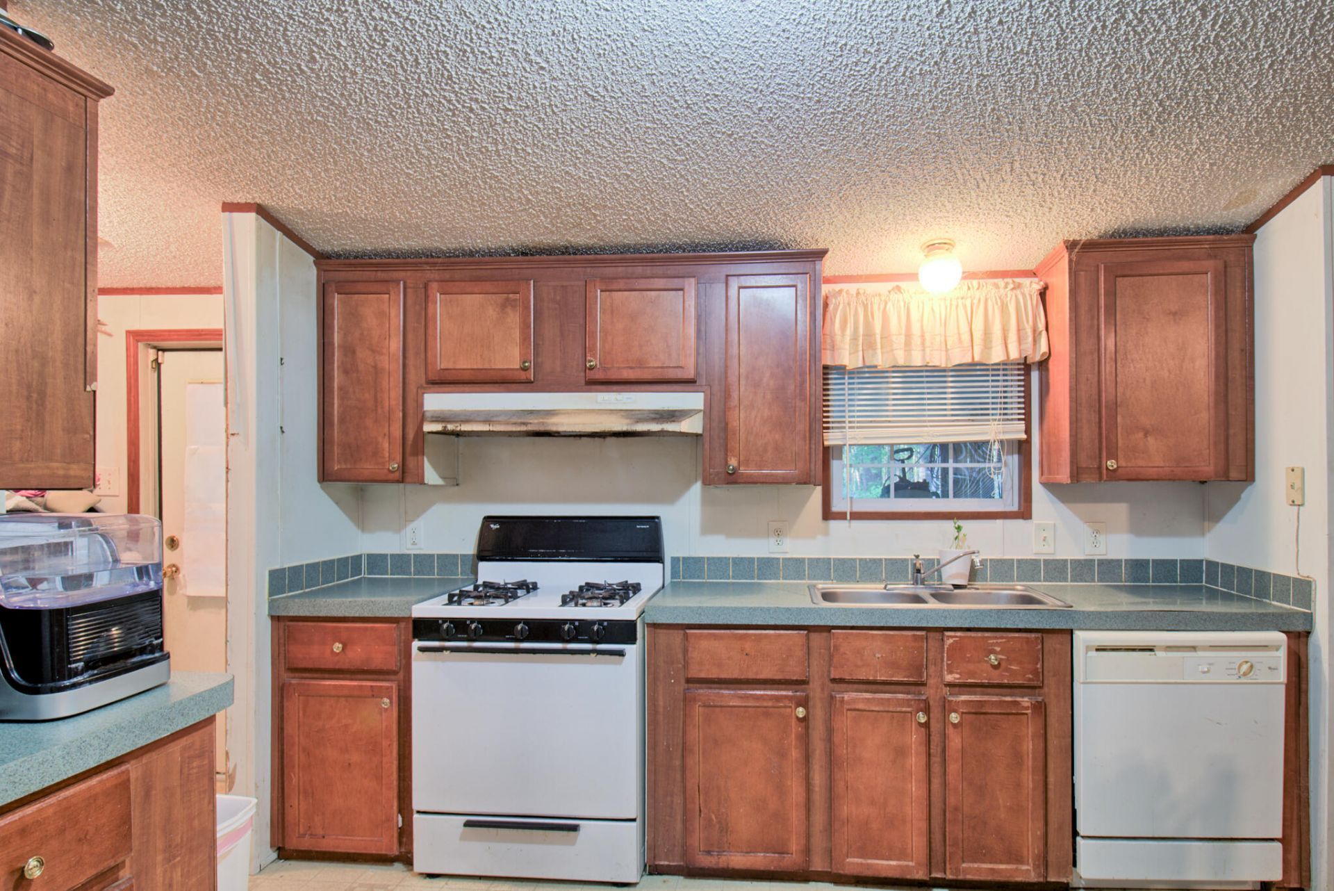 930 Red Bank Road Photo 10