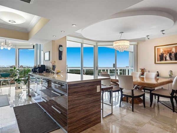 21205 Yacht Club Dr , Unit 2405, Aventura, FL 33180