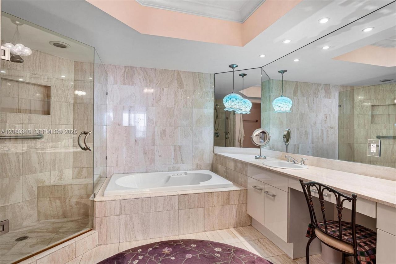 21205 Yacht Club Dr , Unit 2405, Aventura, FL 33180 Photo