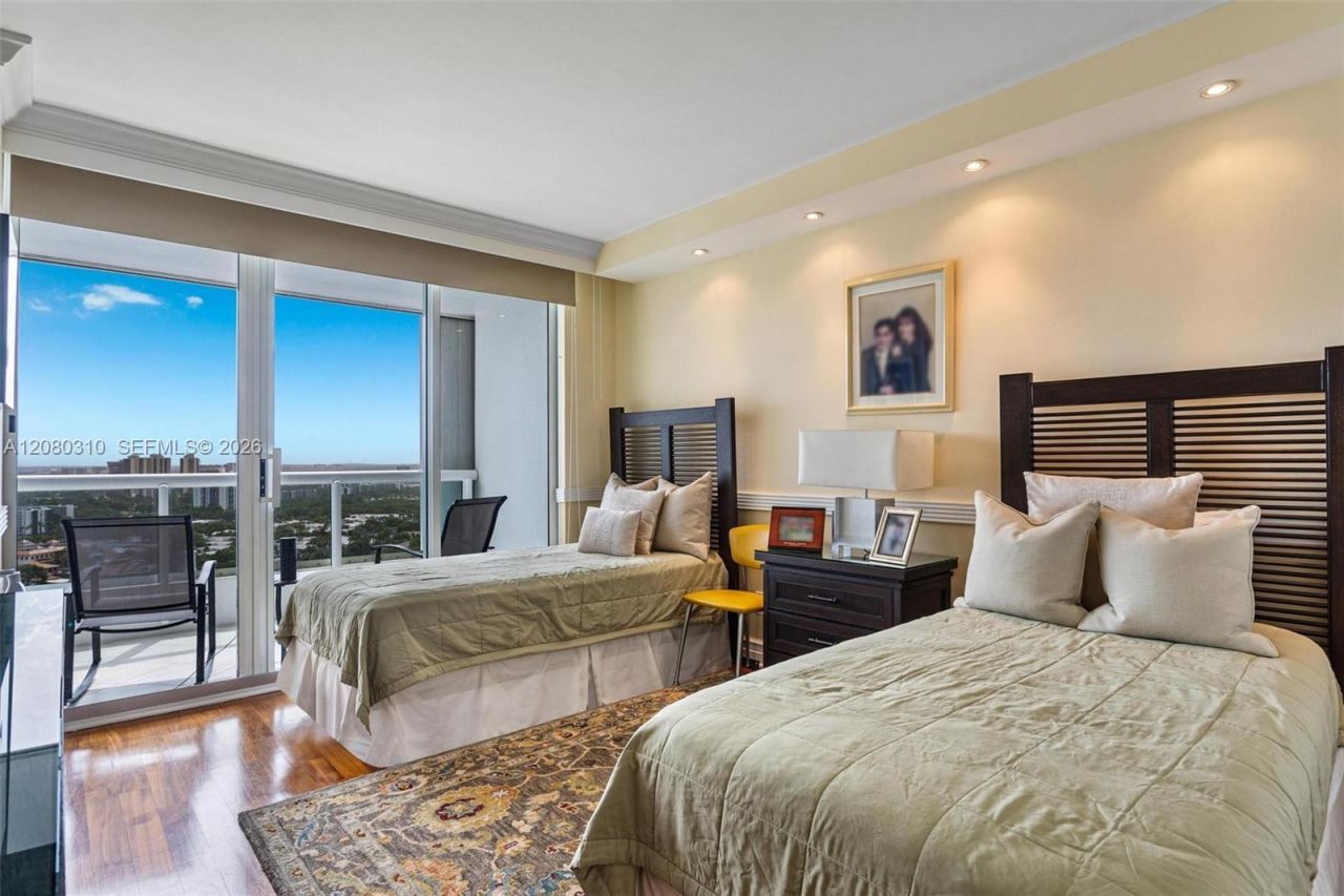 21205 Yacht Club Dr , Unit 2405, Aventura, FL 33180 Photo