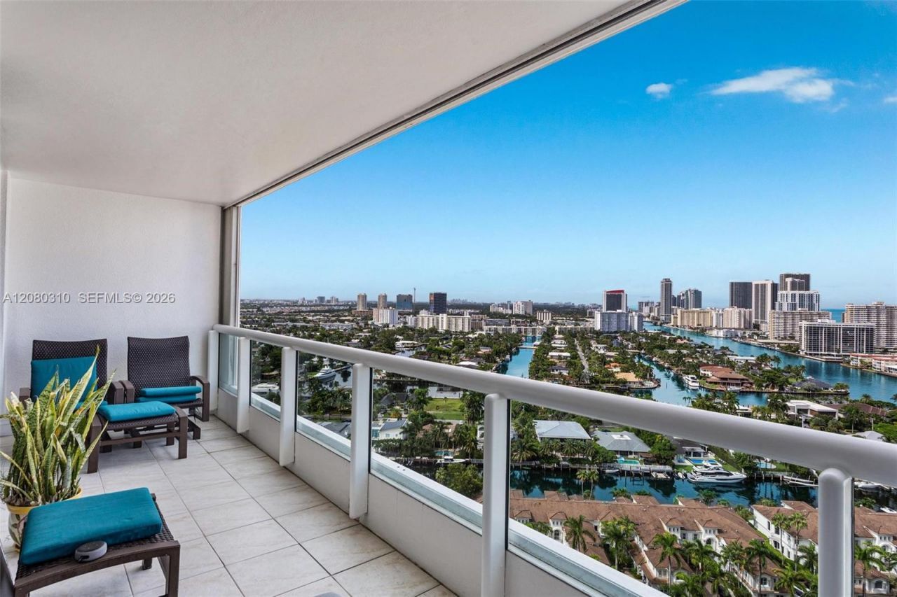 21205 Yacht Club Dr , Unit 2405, Aventura, FL 33180 Photo