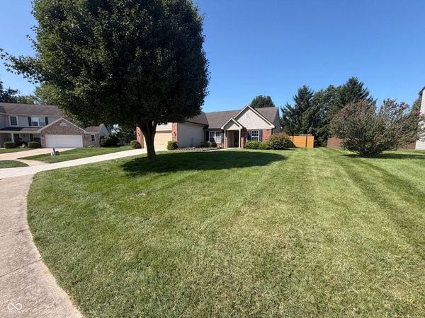2018 Oakbrooke Court , Avon, IN 46123