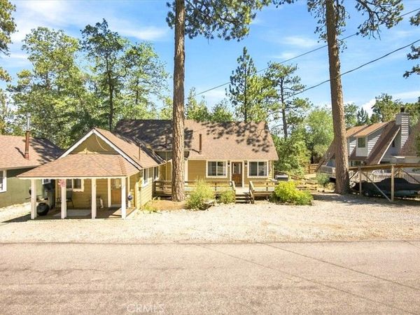 683 Sunset Lane, Sugarloaf, CA 92386