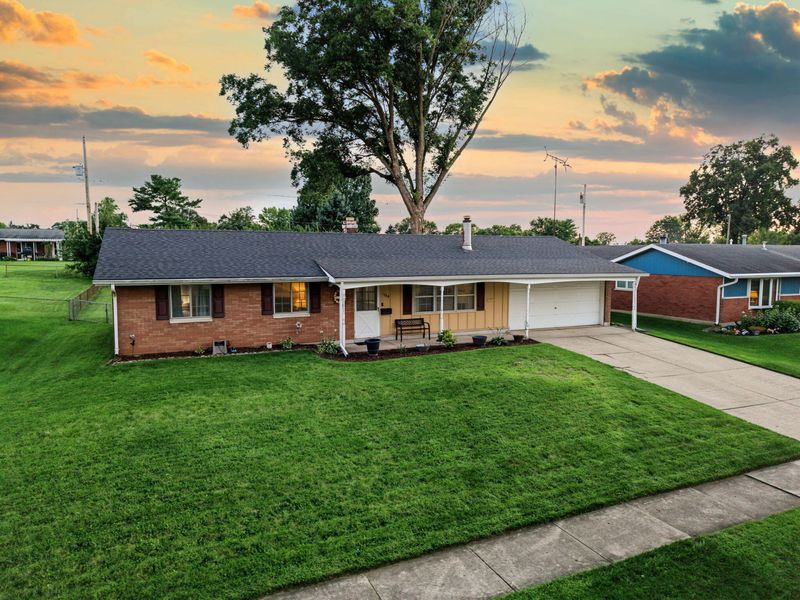 1154 Rona Parkway Drive, Fairborn, OH 45324 Photo 1