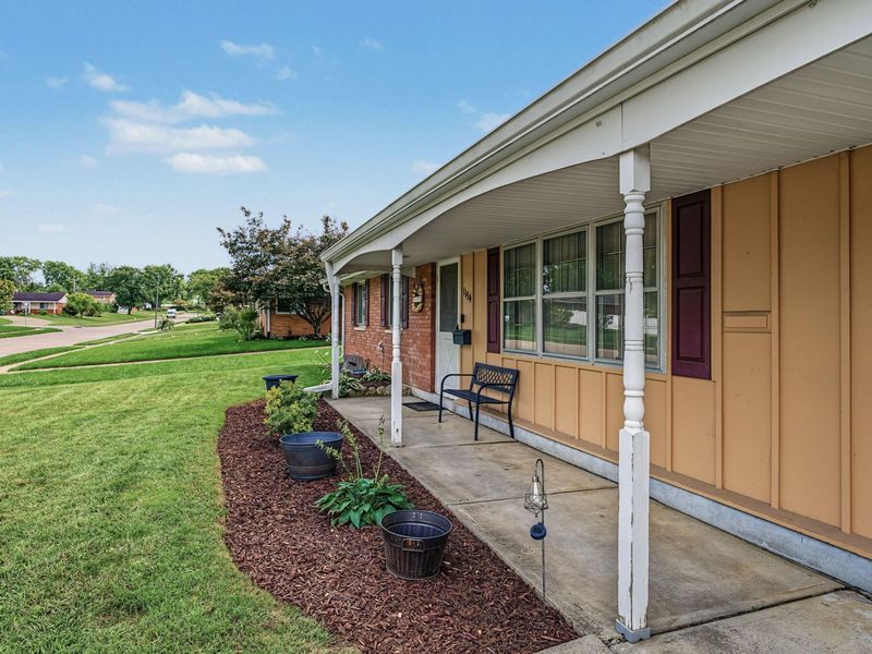 1154 Rona Parkway Drive, Fairborn, OH 45324 Photo 5
