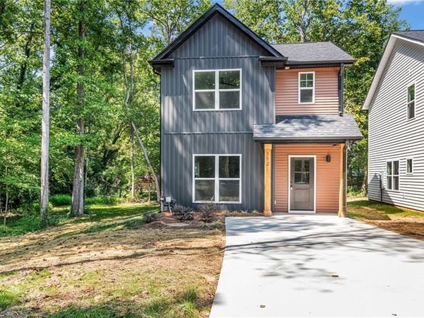 112 N Yadkin Avenue , Spencer, NC 28159