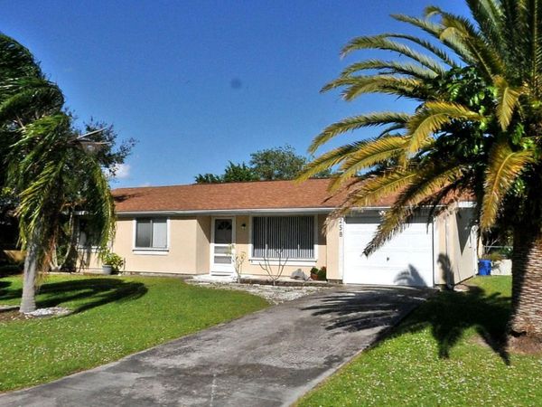 258 SW Bridgeport Drive, Port St. Lucie, FL 34953