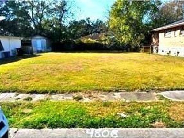 4808 MAID MARION Drive, New Orleans, LA 70128
