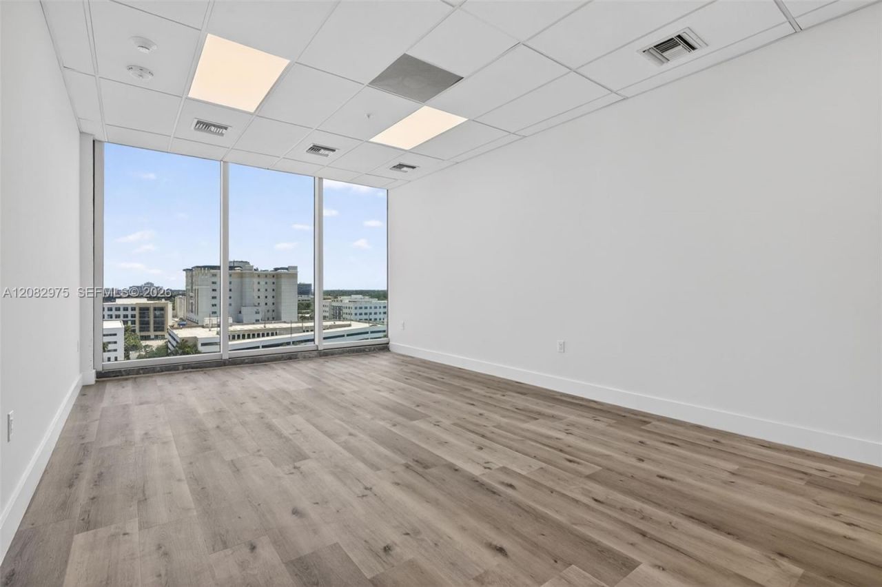 2820 NE 214th St , Unit 1006, Aventura, FL 33180 Photo