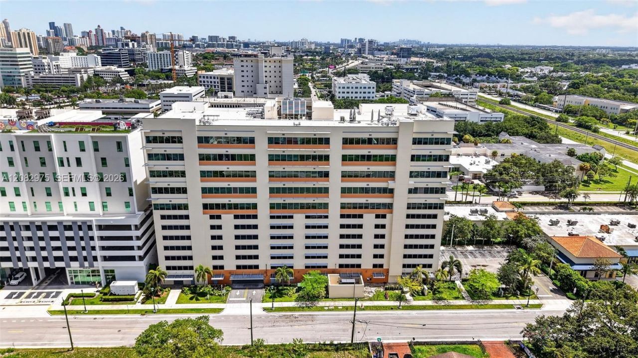 2820 NE 214th St , Unit 1006, Aventura, FL 33180 Photo