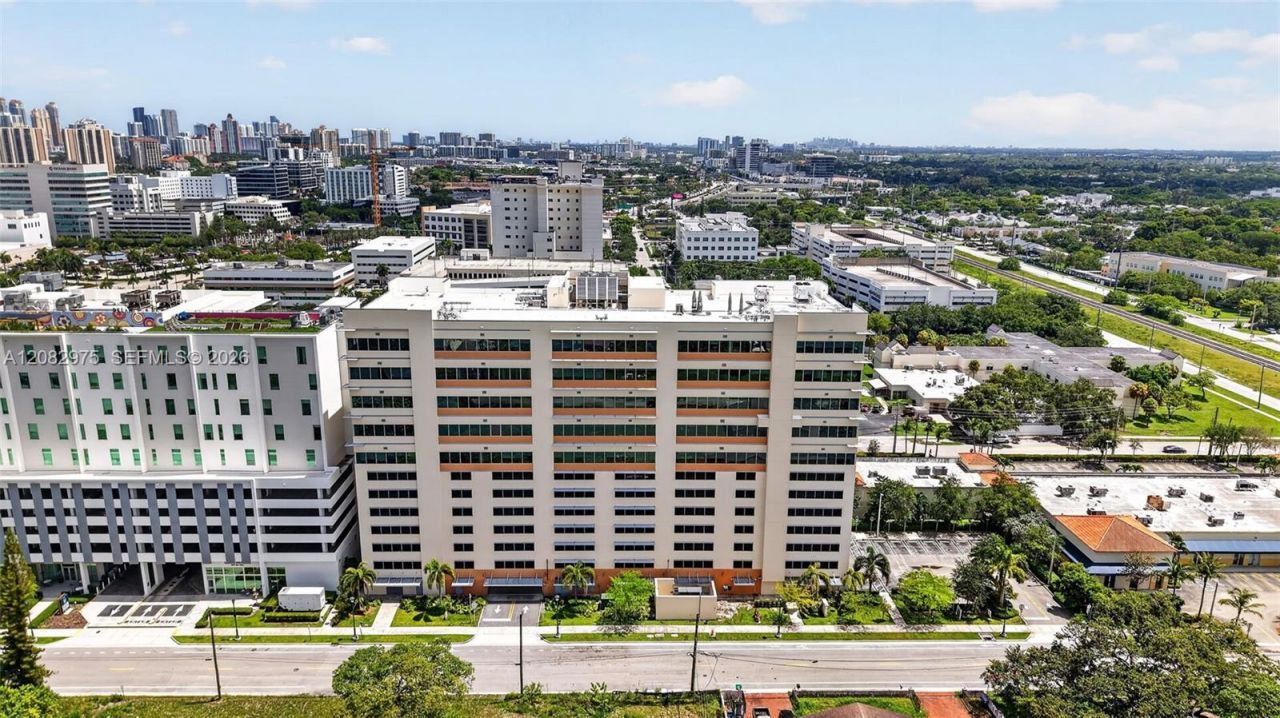 2820 NE 214th St , Unit 1006, Aventura, FL 33180 Photo