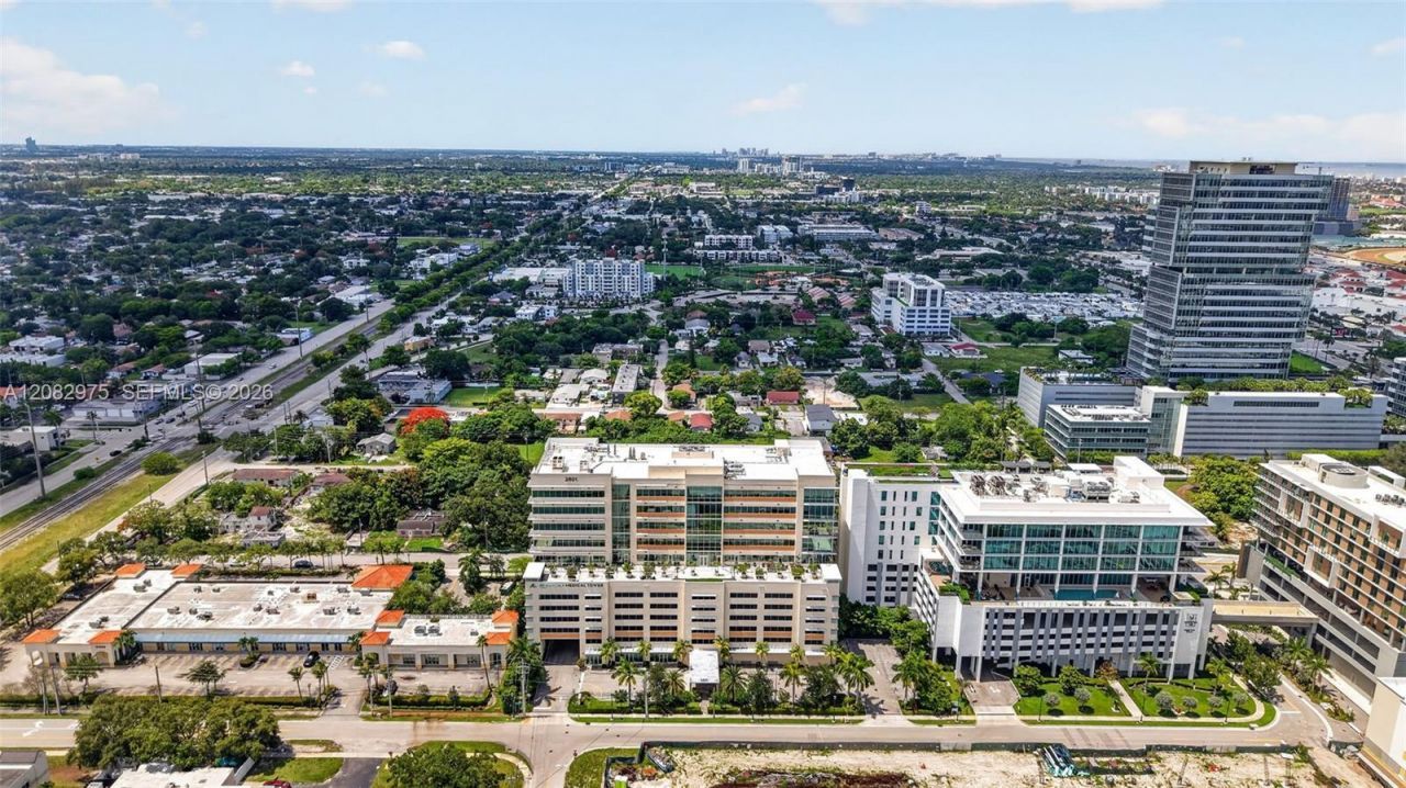 2820 NE 214th St , Unit 1006, Aventura, FL 33180 Photo