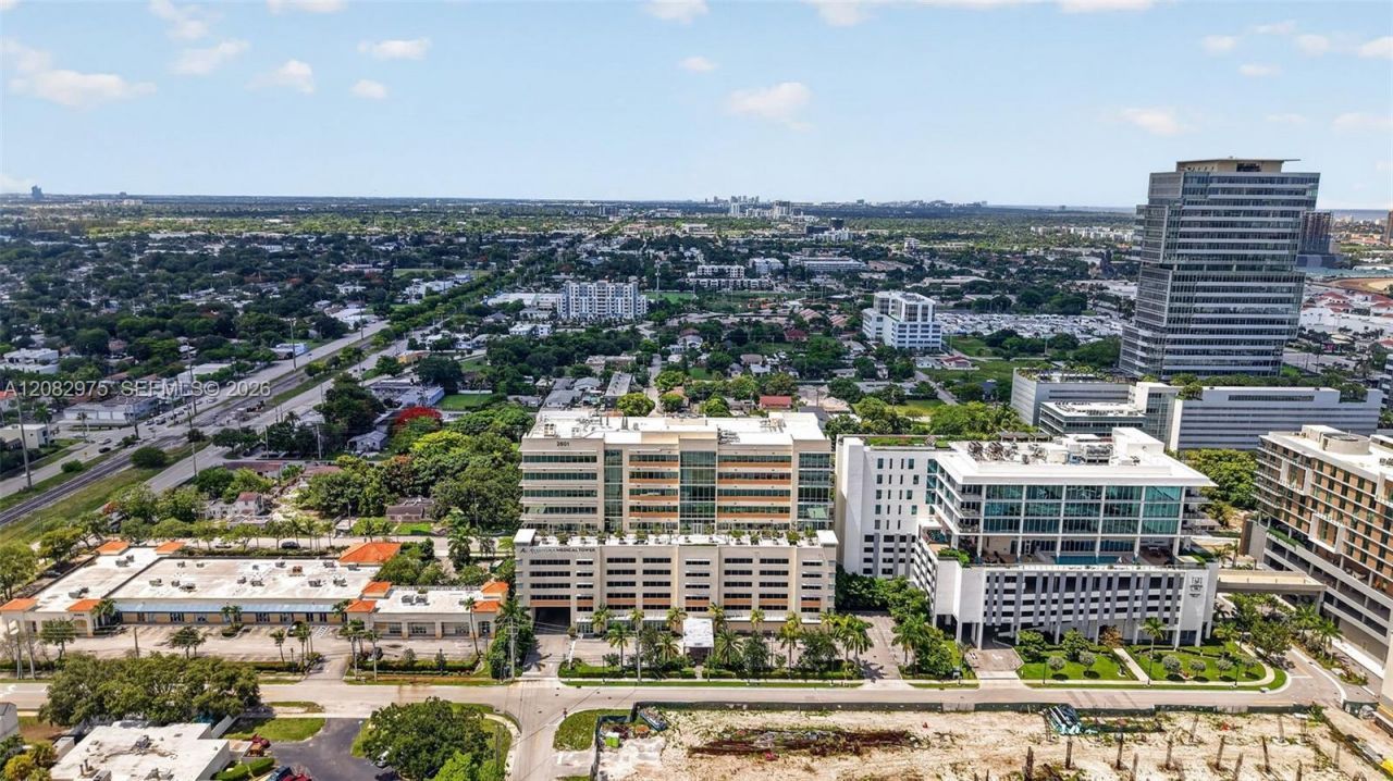 2820 NE 214th St , Unit 1006, Aventura, FL 33180 Photo
