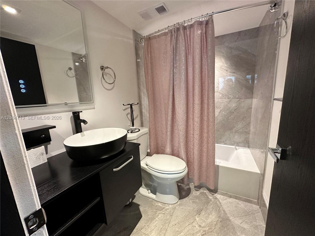 850 N Miami Ave , Unit W-1408, Miami, FL 33136 Photo
