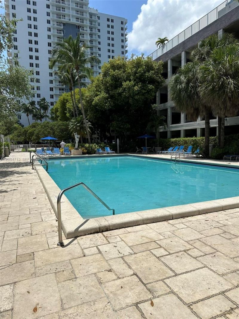 850 N Miami Ave , Unit W-1408, Miami, FL 33136 Photo