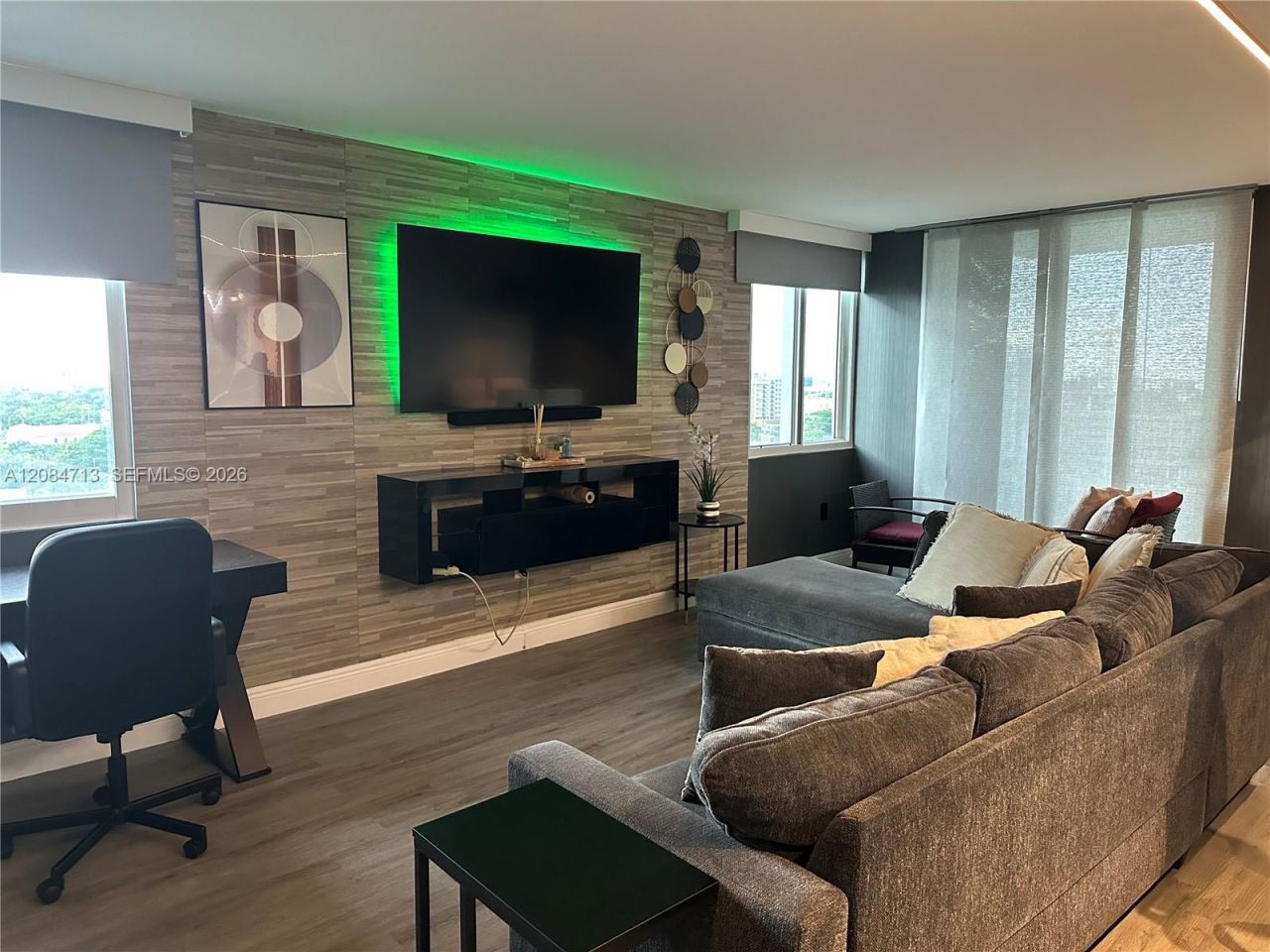 850 N Miami Ave , Unit W-1408, Miami, FL 33136 Photo