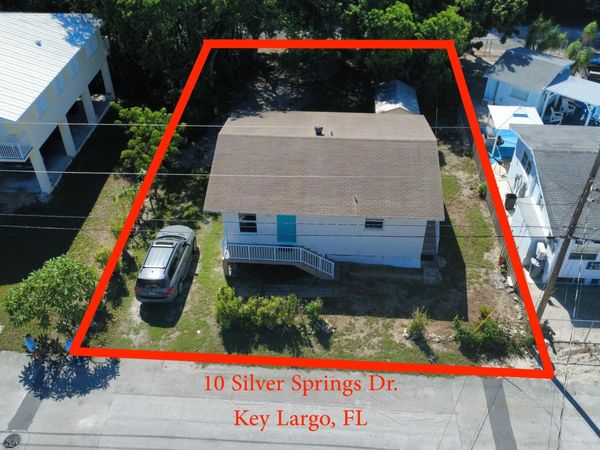 10 Silver Springs Drive, KEY LARGO, FL 33037