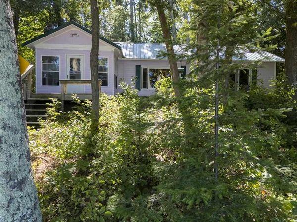 25895 Pine Street, Beaver Island, MI 49782