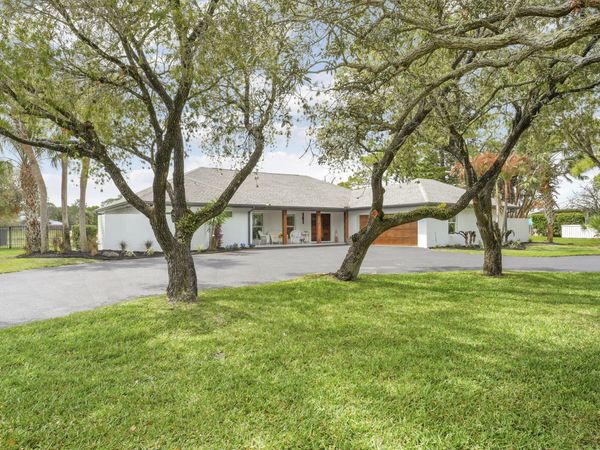 4042 SW BIMINI Circle N, Palm City, FL 34990