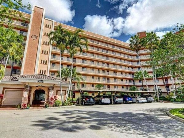 7380 S Oriole Boulevard, Unit 605, Delray Beach, FL 33446
