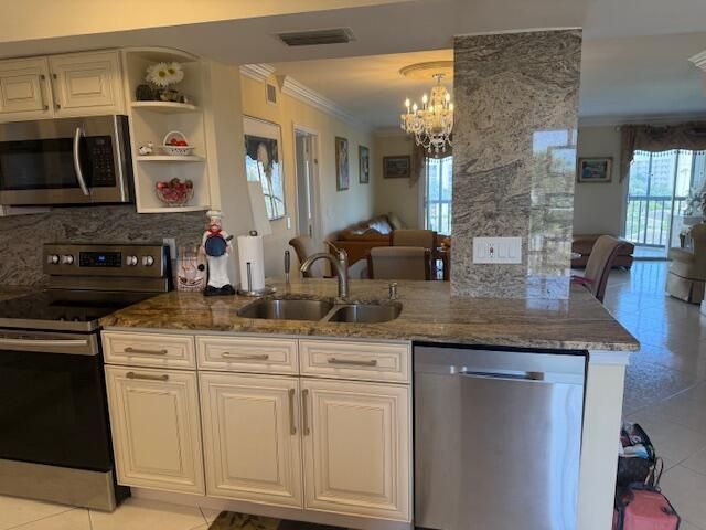 7380 S Oriole Boulevard, Unit 605, Delray Beach, FL 33446 Photo
