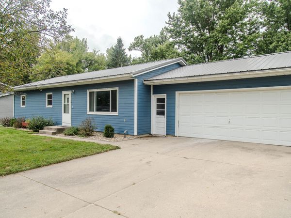 101 Britson Circle, Roland, IA 50236