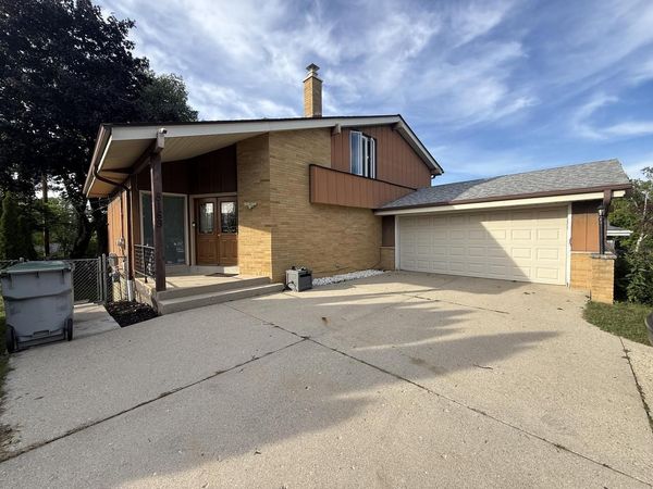 8169 N Joseph AVENUE, Milwaukee, WI 53224