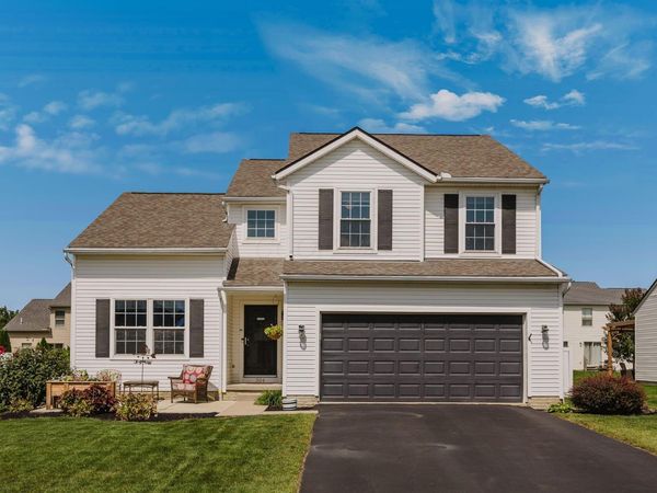 324 Masonglen Court , Pataskala, OH 43062