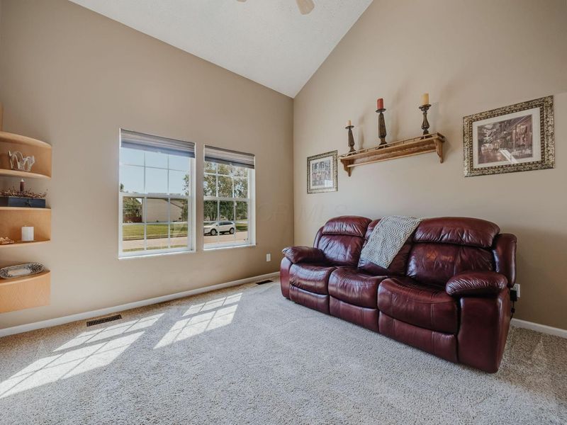 324 Masonglen Court, Pataskala, OH 43062 Photo 12