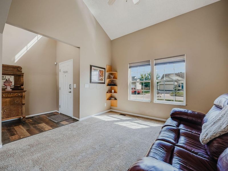 324 Masonglen Court, Pataskala, OH 43062 Photo 14