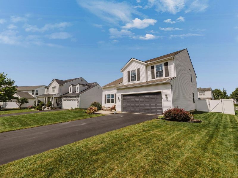 324 Masonglen Court, Pataskala, OH 43062 Photo 3