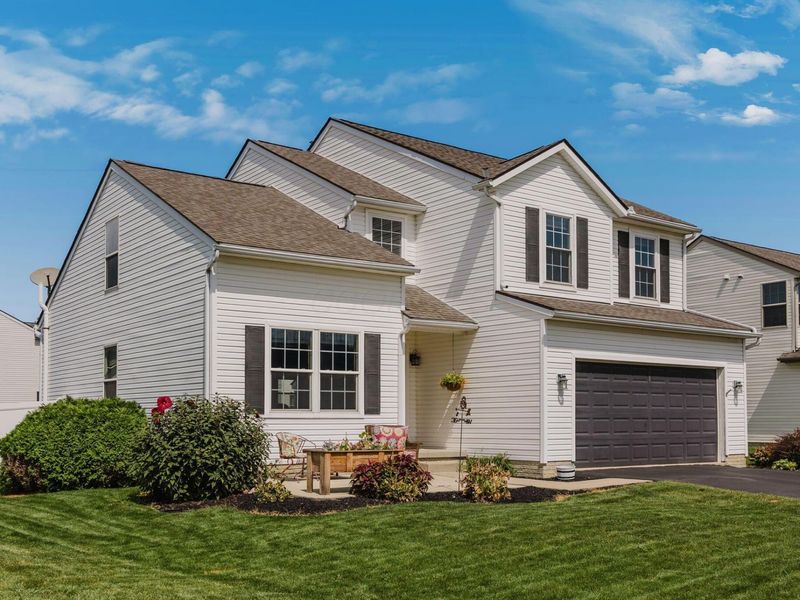 324 Masonglen Court, Pataskala, OH 43062 Photo 4