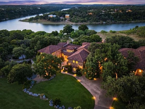 3220 Fall Creek Estates Drive, Spicewood, TX 78669