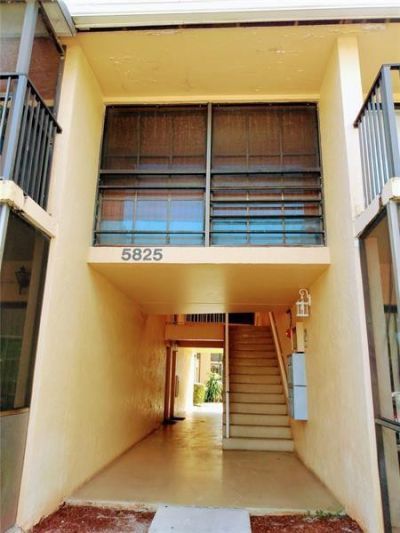 5825 Washington Street, Unit 40, Hollywood, FL 33023 Photo